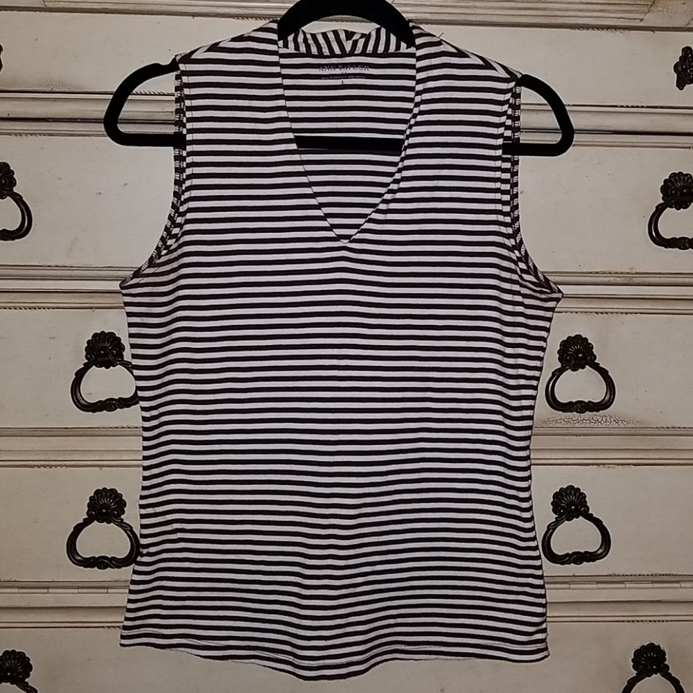 Ann Taylor sleeveless shirt
